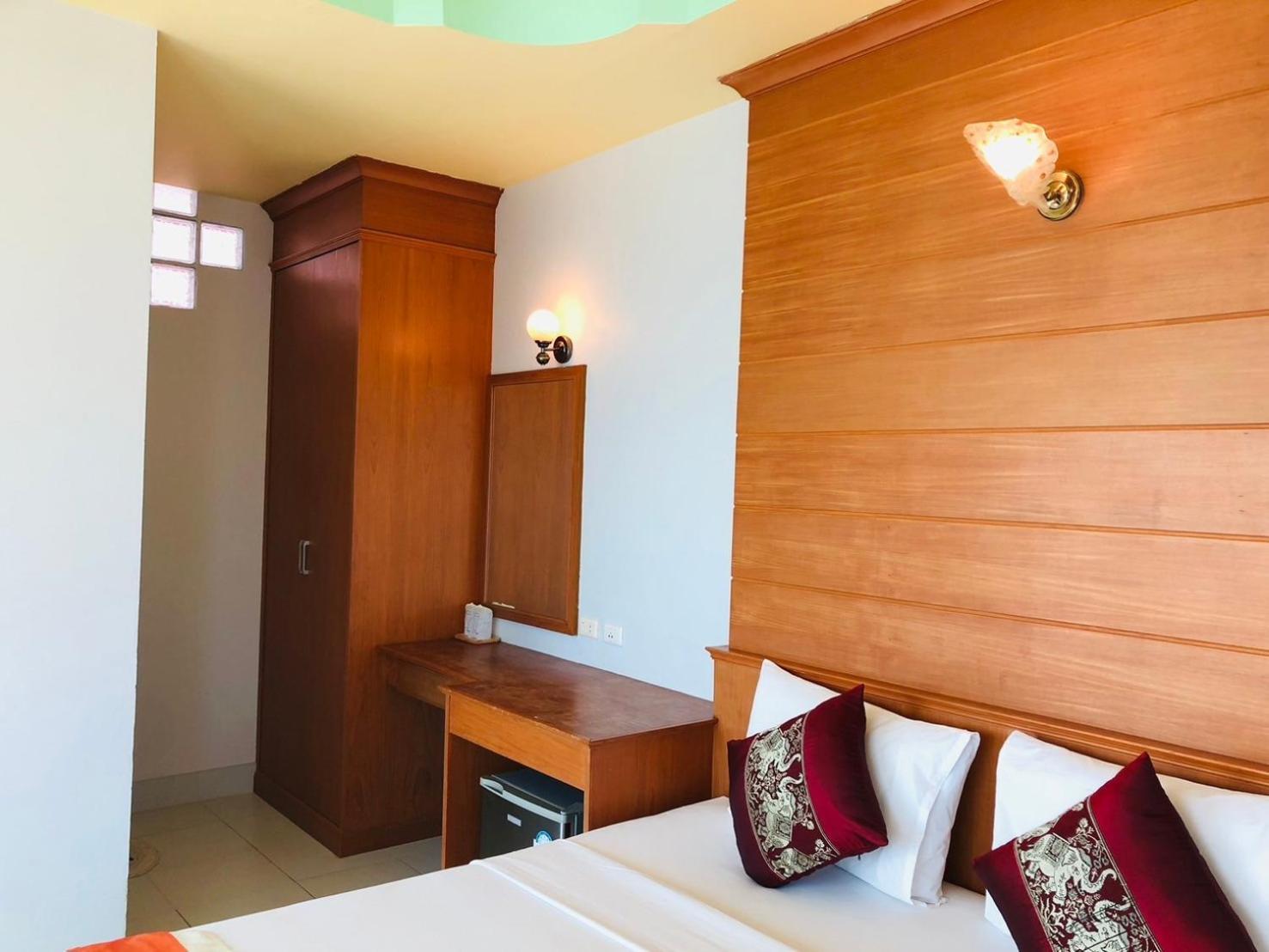Sunsea Resort Baan Khai Exteriör bild