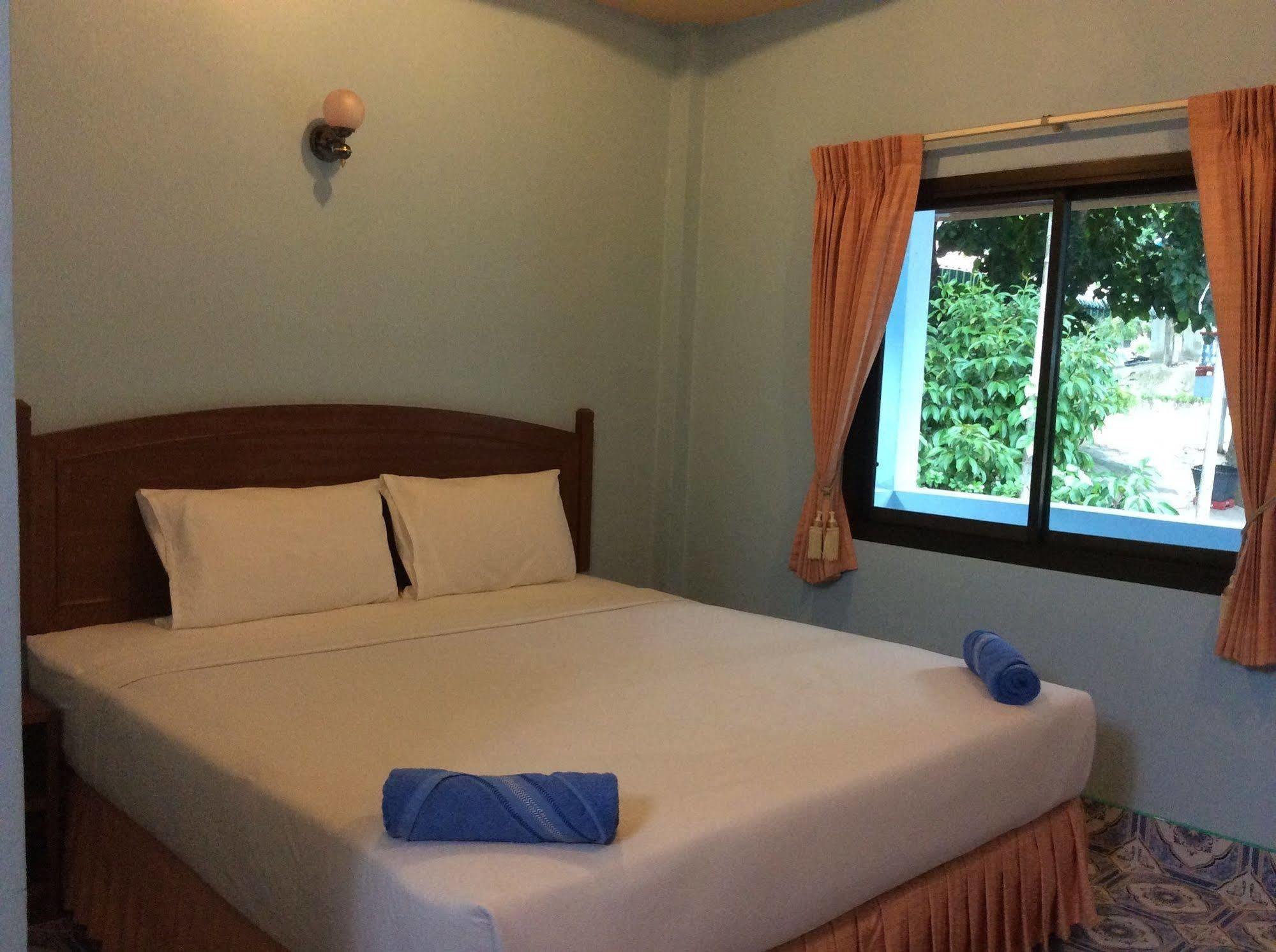 Sunsea Resort Baan Khai Exteriör bild